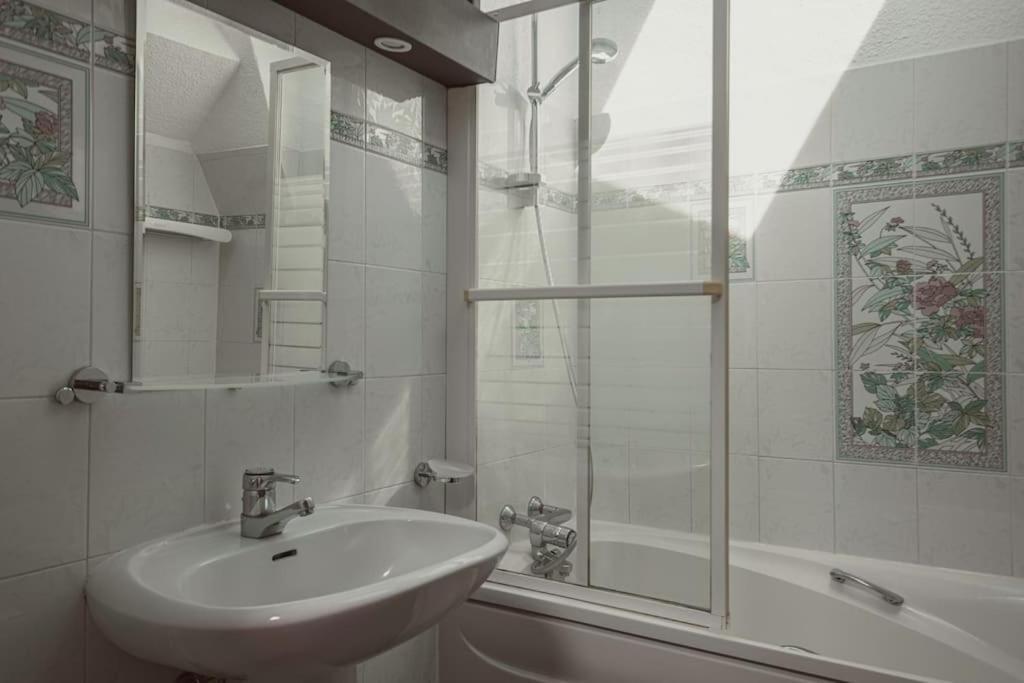 " Le Manoir Du Riouffe " Citycenter - Charme A La Francaise - Congres - Clim - Wifi 戛纳 外观 照片
